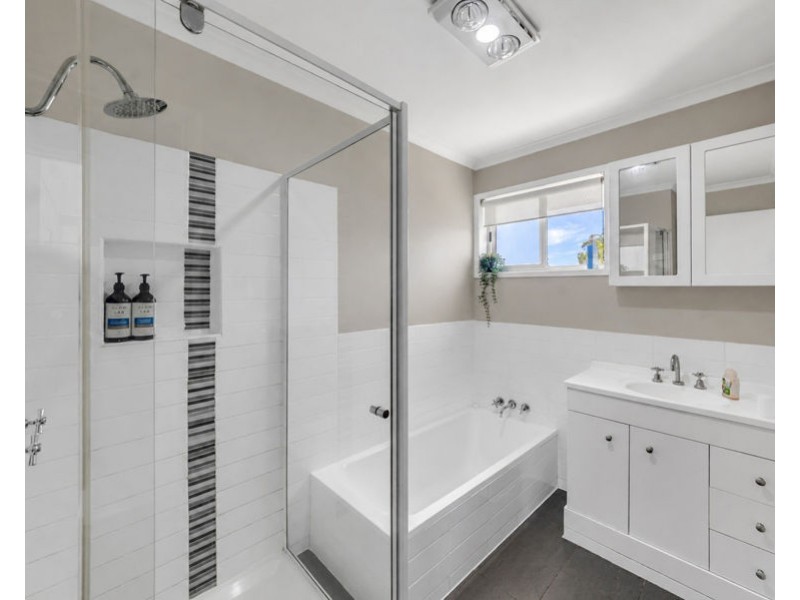 21 Suffield Drive, Yamanto QLD 4305