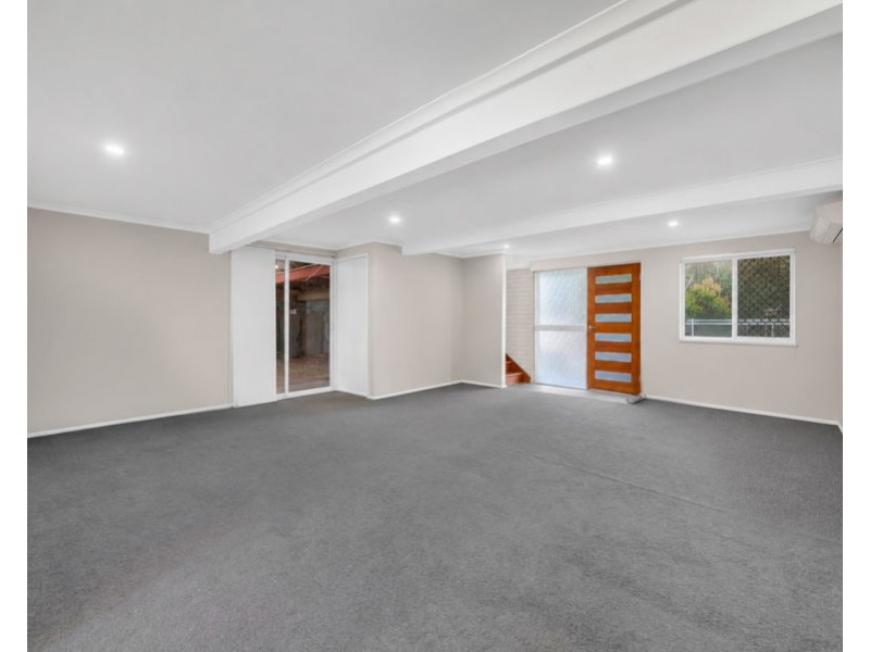 21 Suffield Drive, Yamanto QLD 4305