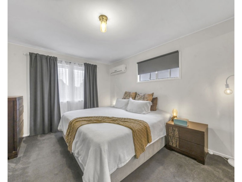 4 Owen Street, Raceview QLD 4305