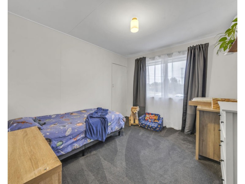 4 Owen Street, Raceview QLD 4305