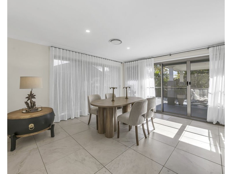 9 Walnut Close, Yamanto QLD 4305