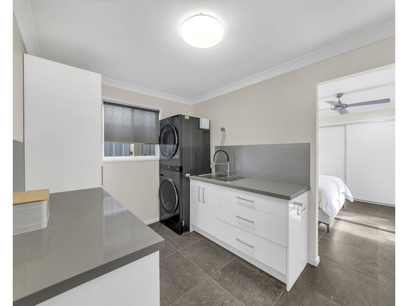 9 Walnut Close, Yamanto QLD 4305