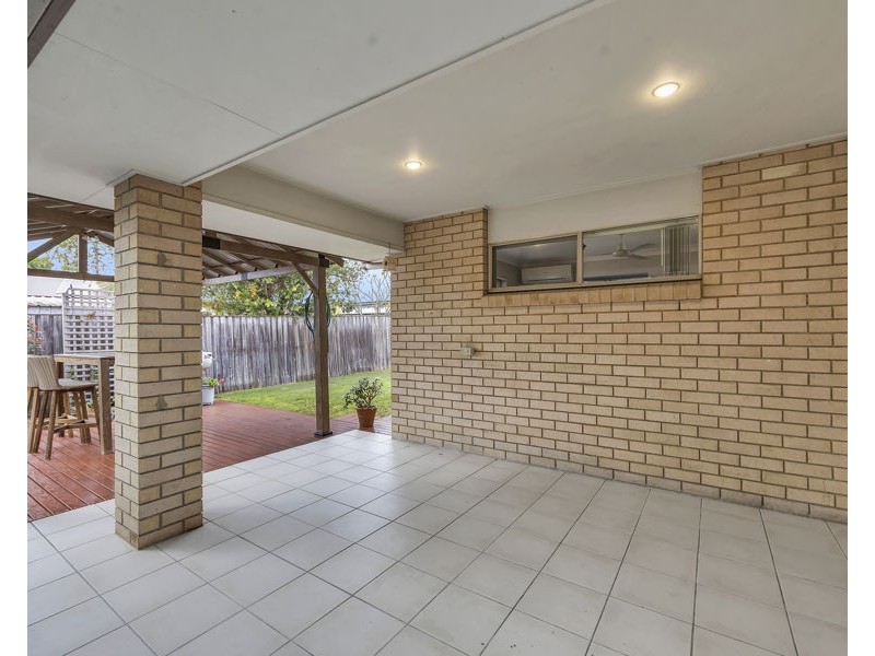 31 Scottsdale Street, Raceview QLD 4305