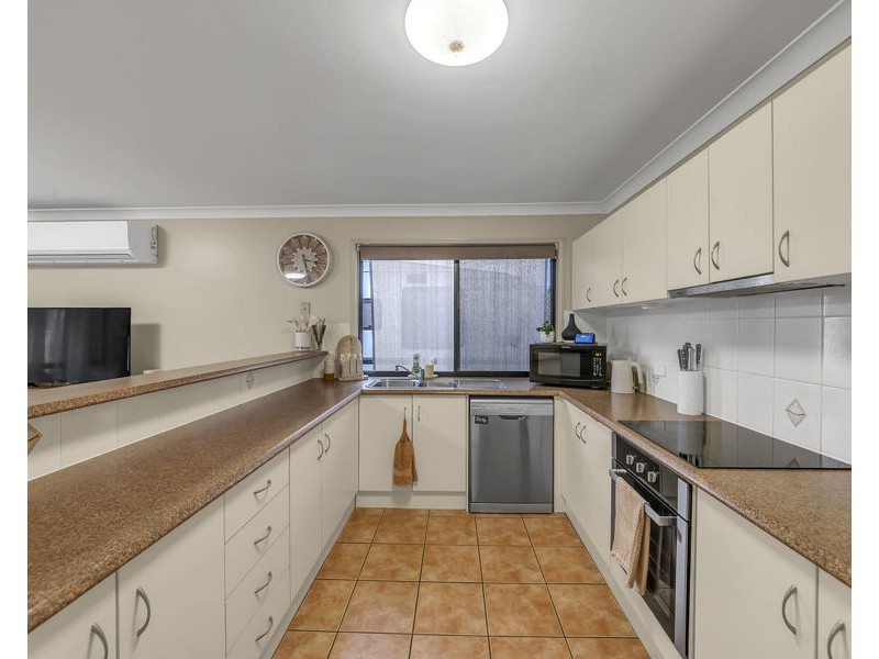 55 Lakeview Drive, Deebing Heights QLD 4306