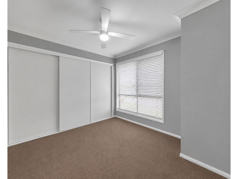 55 Lakeview Drive, Deebing Heights QLD 4306