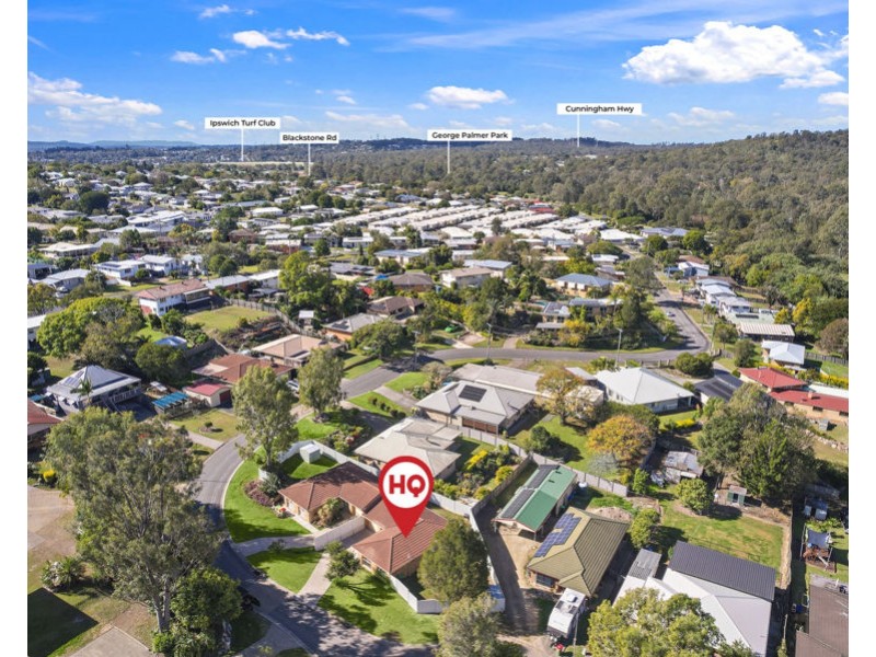 2/9 McDougall Close, Silkstone QLD 4304
