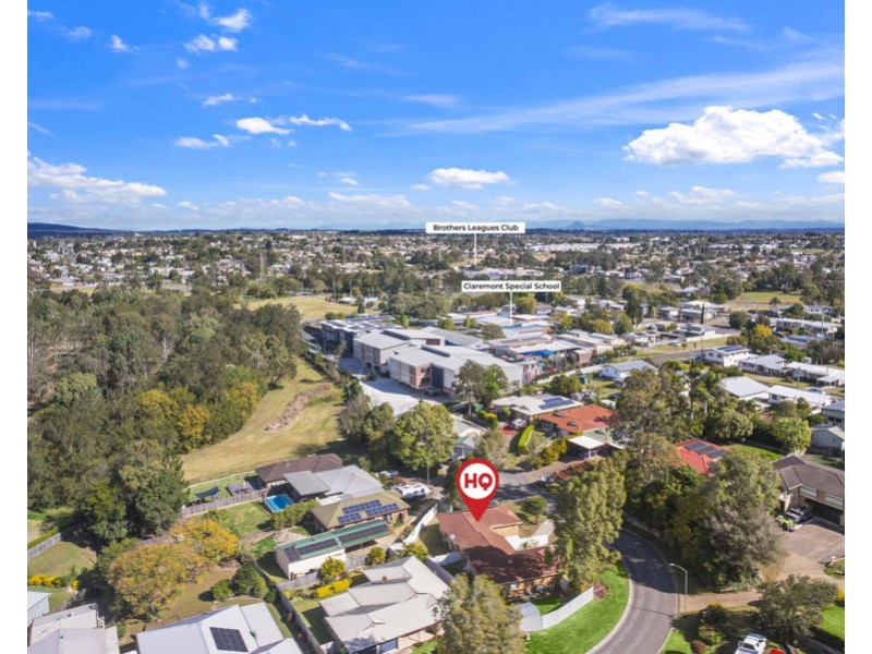 2/9 McDougall Close, Silkstone QLD 4304