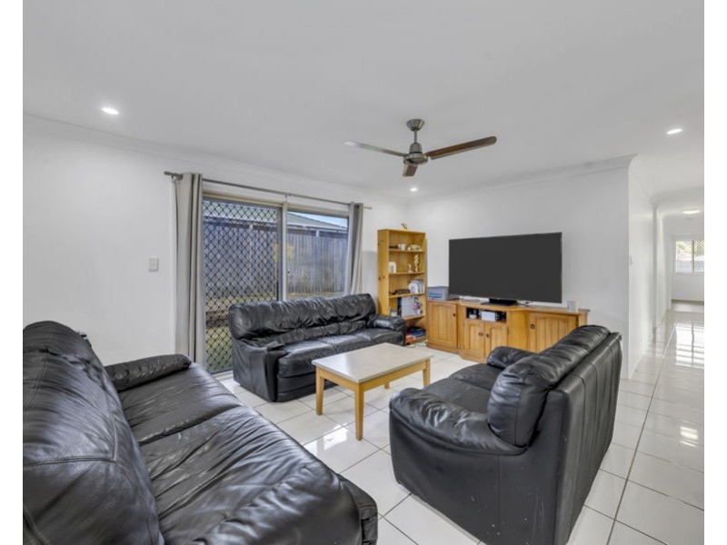 345 South Station Road, Raceview QLD 4305