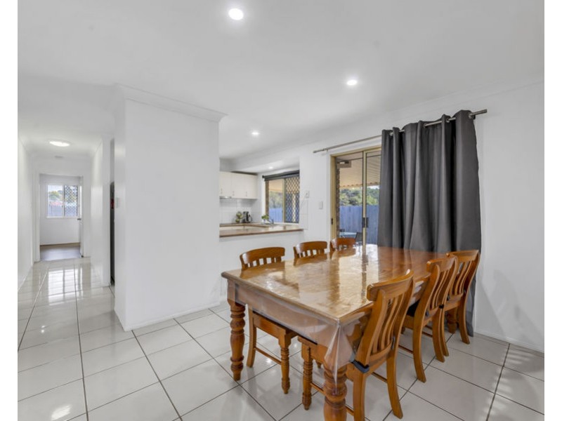 345 South Station Road, Raceview QLD 4305