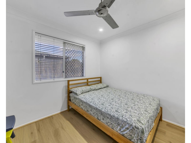 345 South Station Road, Raceview QLD 4305