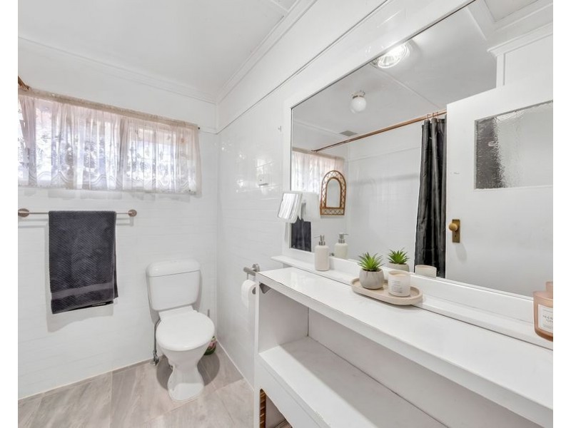 26 Baillieston Street, Leichhardt QLD 4305