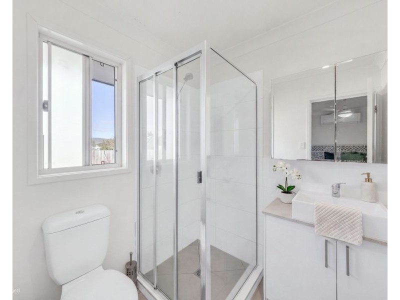 10 Frankland Street, South Ripley QLD 4306