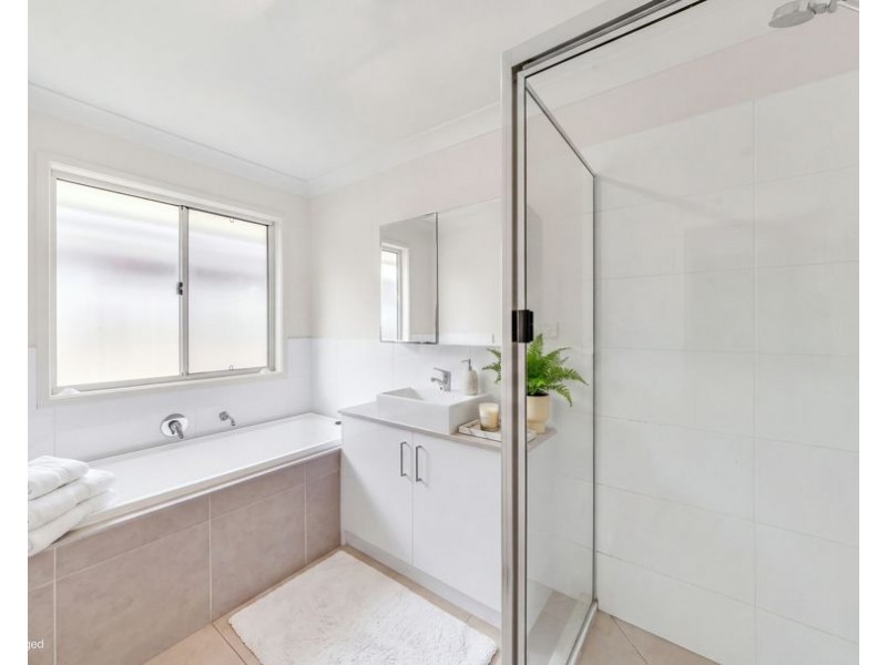10 Frankland Street, South Ripley QLD 4306