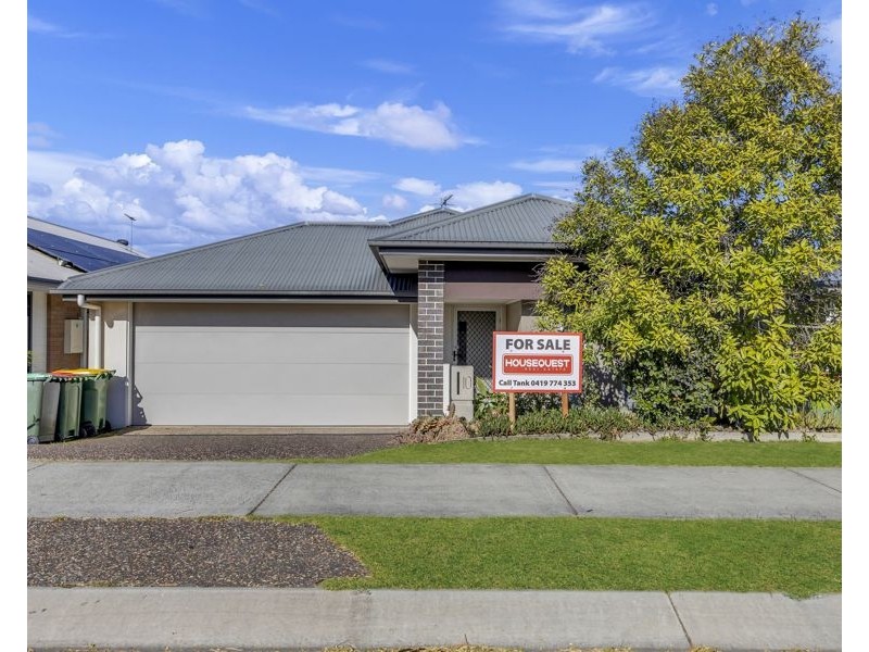 10 Frankland Street, South Ripley QLD 4306