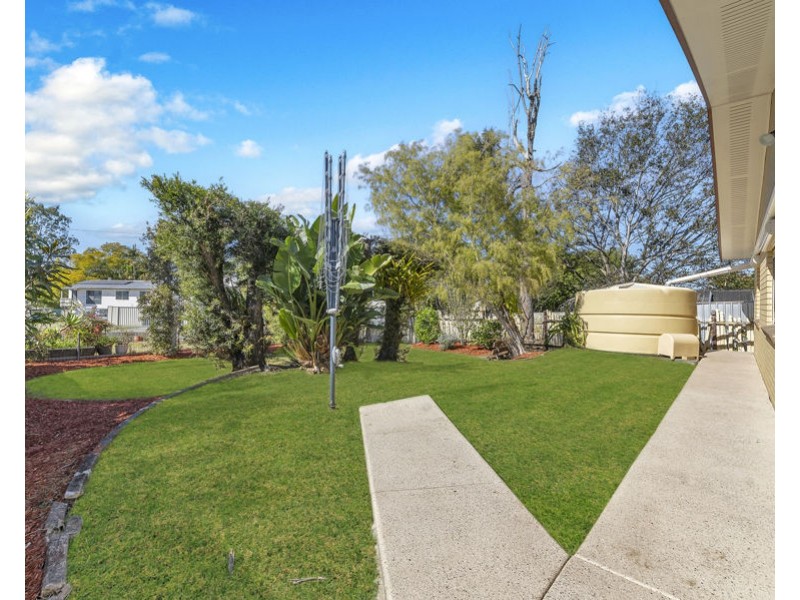 33 Logan Street, North Booval QLD 4304