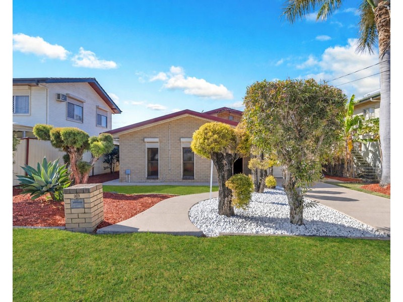 33 Logan Street, North Booval QLD 4304