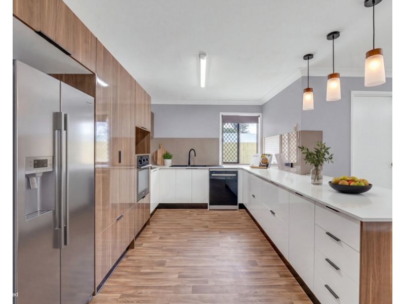 28 Jonquil Circuit, Flinders View QLD 4305