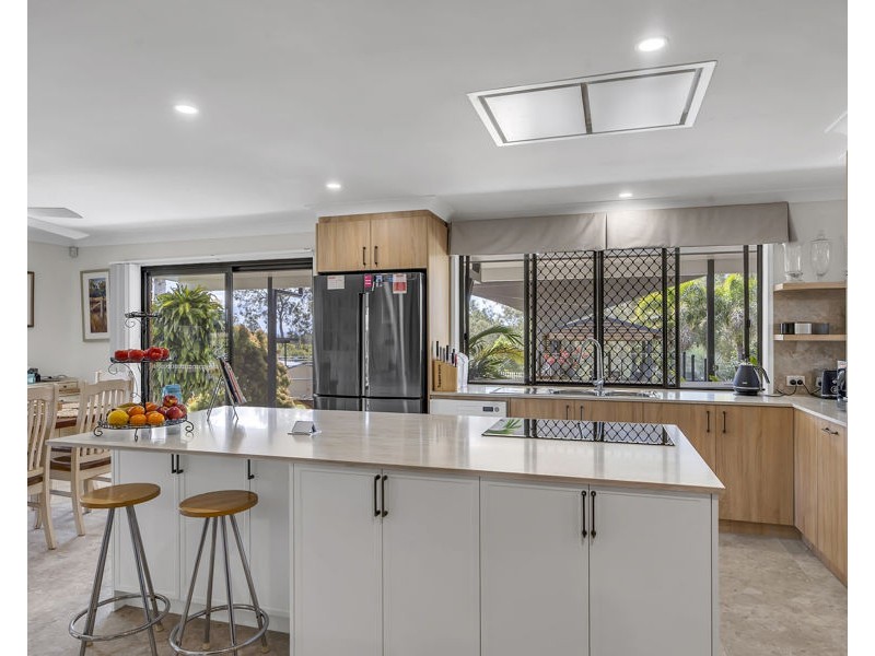 77 Winland Drive, Deebing Heights QLD 4306