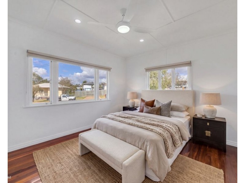 16 Cairns Road, Ebbw Vale QLD 4304