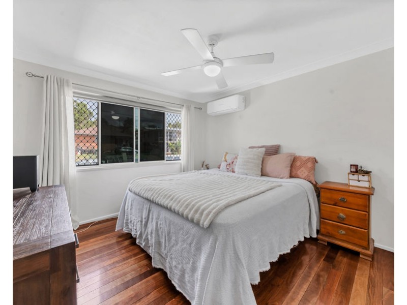 10 Bryant Court, Silkstone QLD 4304