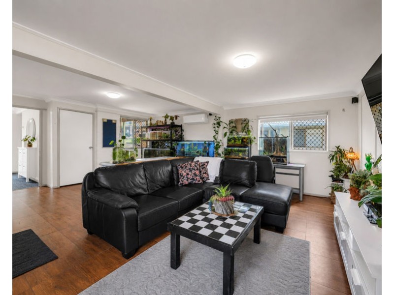 10 Bryant Court, Silkstone QLD 4304