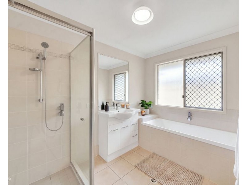 12 Waratah Court, Yamanto QLD 4305