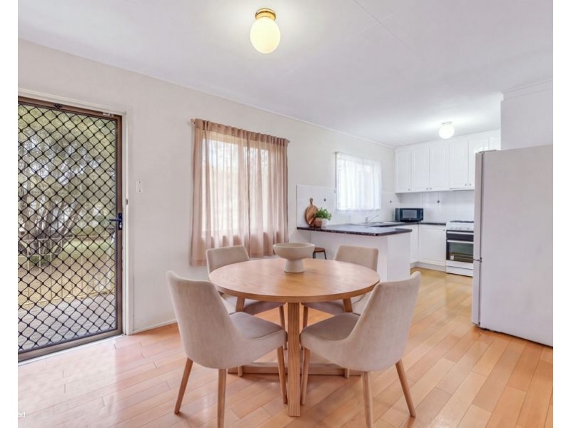 8 Sonter Street, Raceview QLD 4305