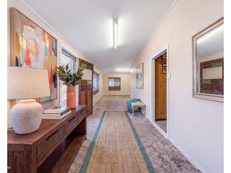 4 Murray Street, North Ipswich QLD 4305