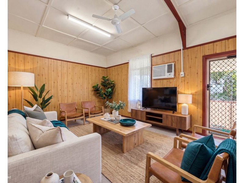 4 Murray Street, North Ipswich QLD 4305