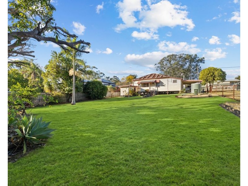 4 Murray Street, North Ipswich QLD 4305