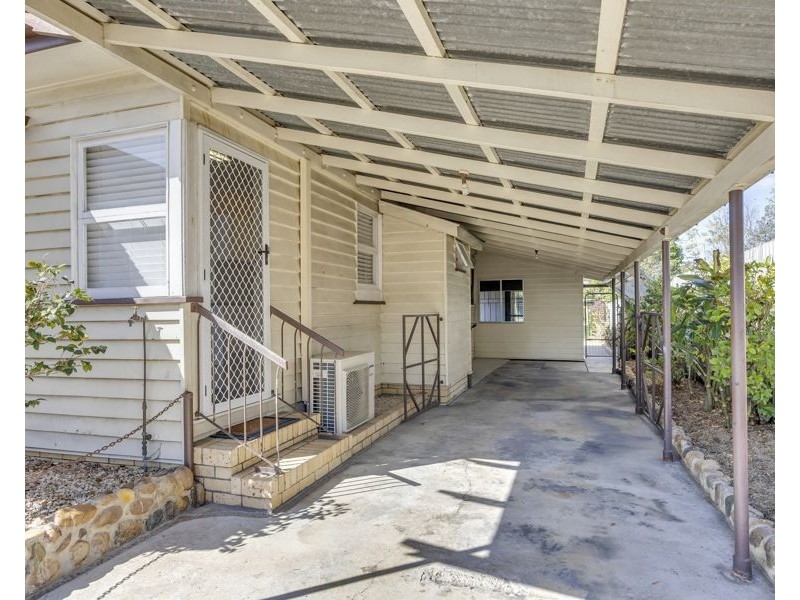 125 Jacaranda Street, North Booval QLD 4304