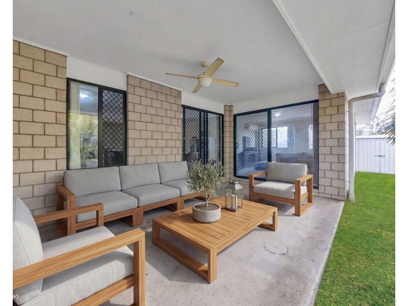 6 Spey Close, Deebing Heights QLD 4306