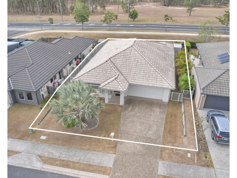 6 Spey Close, Deebing Heights QLD 4306