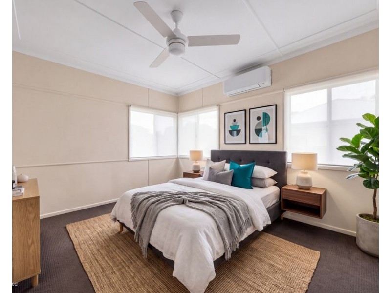 79 Raceview Street, Raceview QLD 4305