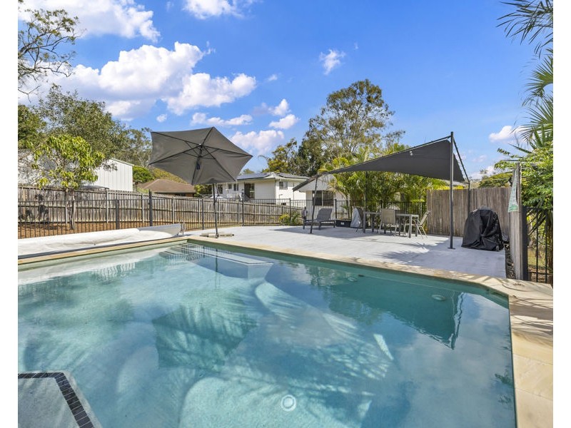 24 Cooneana Street, Bundamba QLD 4304