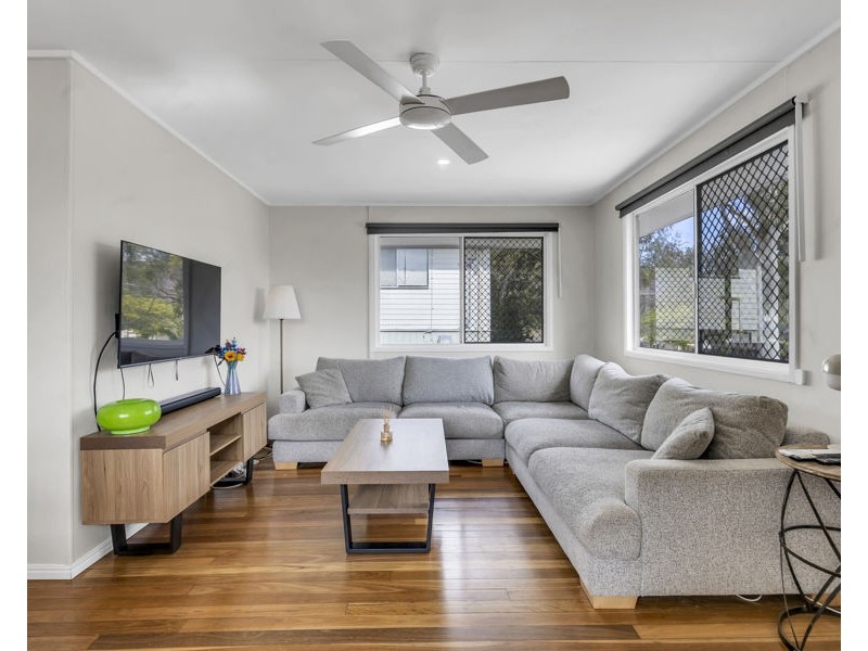 24 Cooneana Street, Bundamba QLD 4304