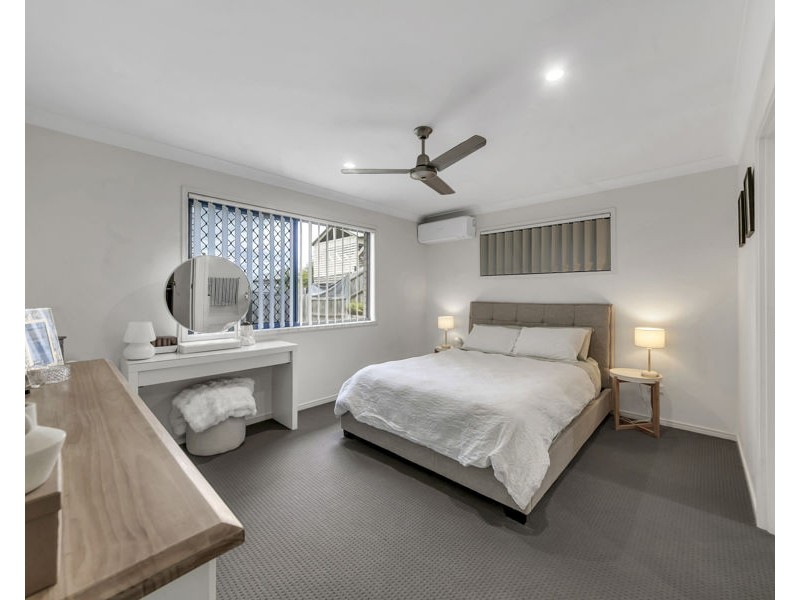 19 Cowie Street, Deebing Heights QLD 4306