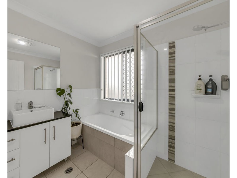 19 Cowie Street, Deebing Heights QLD 4306