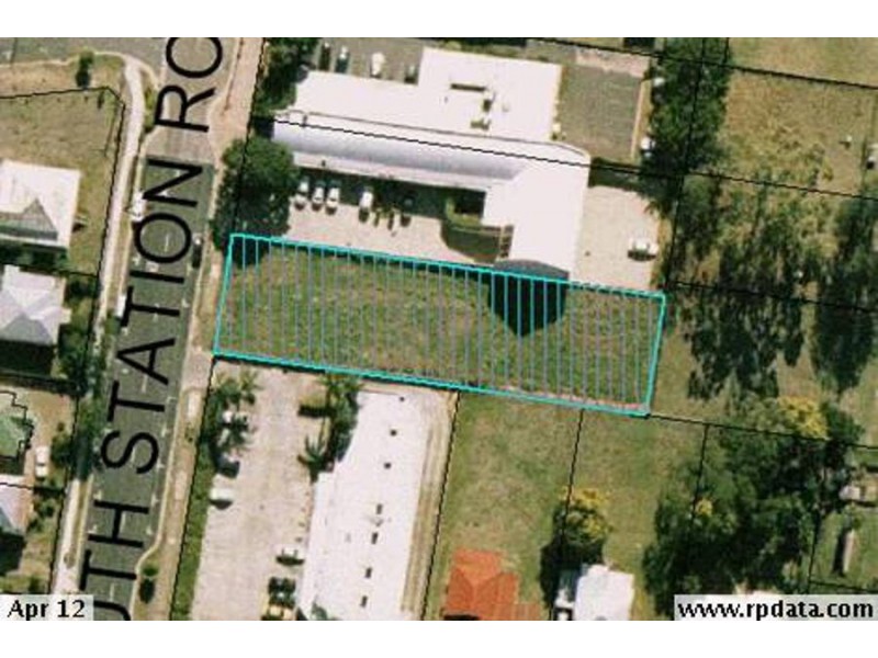 16 South Station Road, Booval QLD 4304