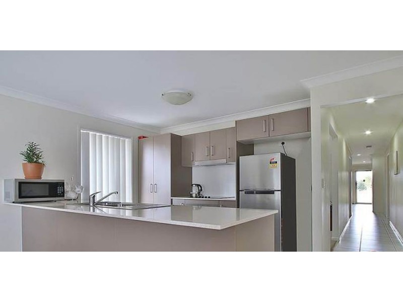 44 Pleasant Drive, Redbank Plains QLD 4301
