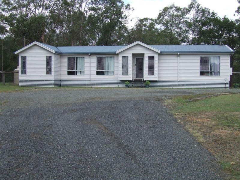 16 Lawrence Court, Regency Downs QLD 4341