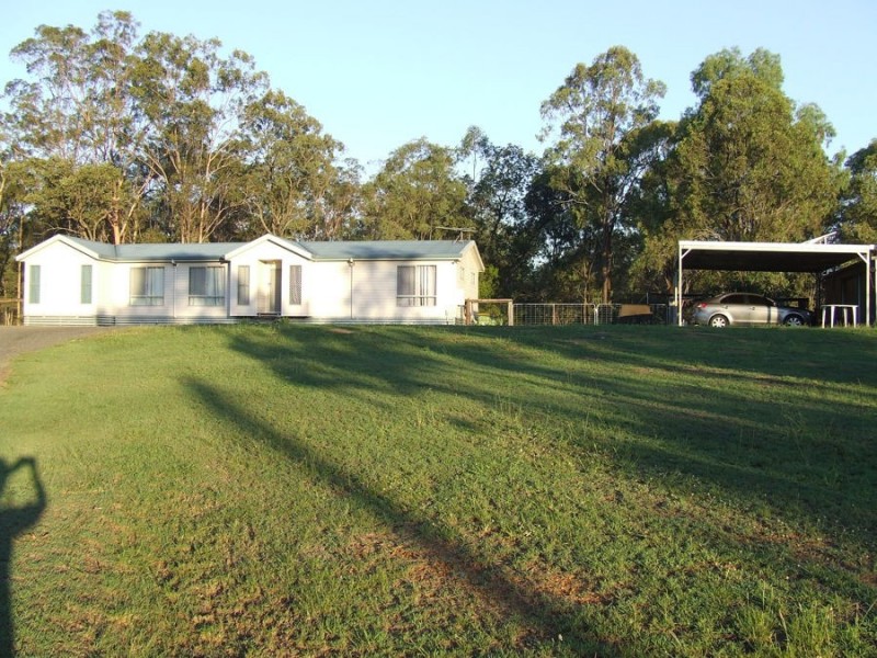 16 Lawrence Court, Regency Downs QLD 4341