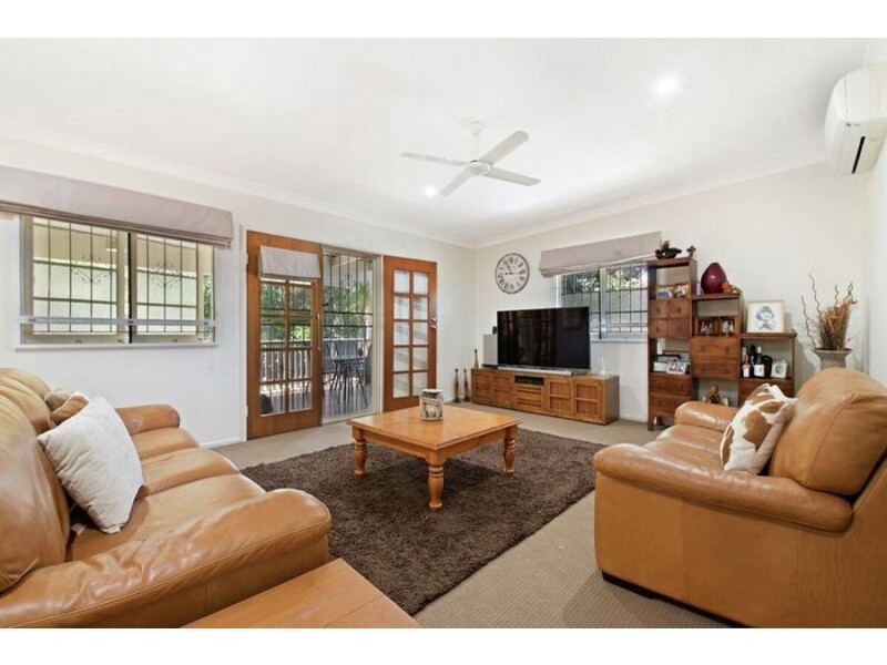 17 Burnett Street, Ipswich QLD 4305