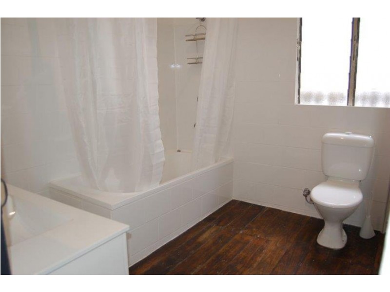 7 Pelican Street, North Ipswich QLD 4305