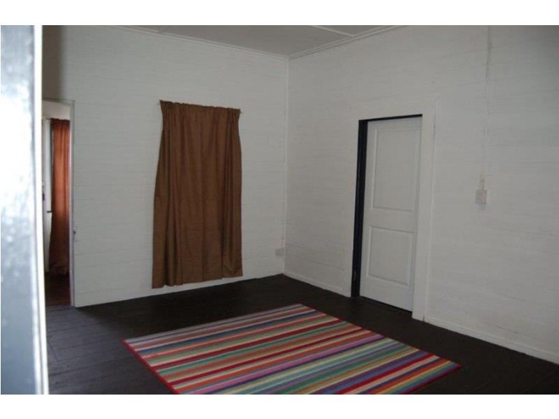 7 Pelican Street, North Ipswich QLD 4305