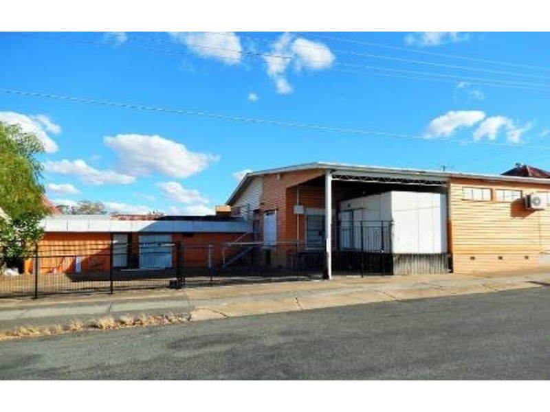 53 Downs St, North Ipswich QLD 4305