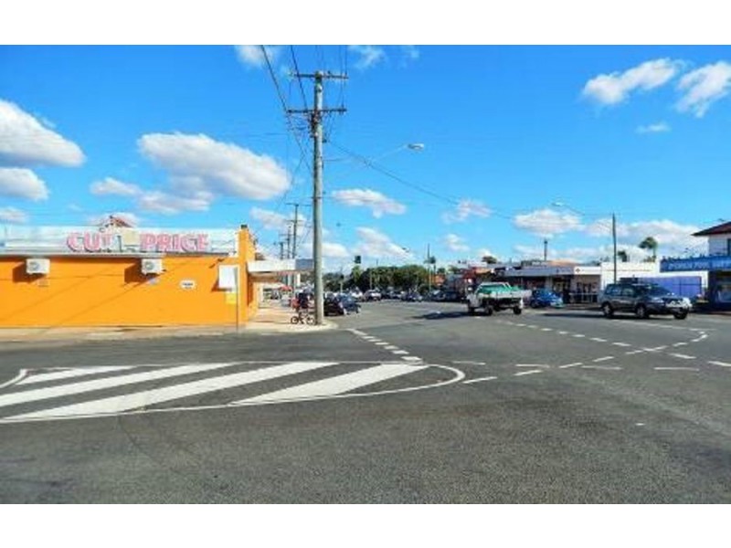 53 Downs St, North Ipswich QLD 4305