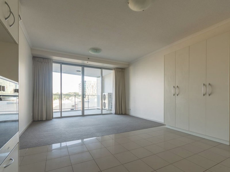502 – 11 Ellenborough Street, Woodend QLD 4305