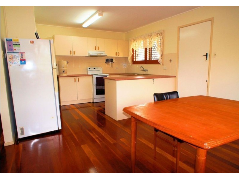 2 Wyman St, Brassall QLD 4305