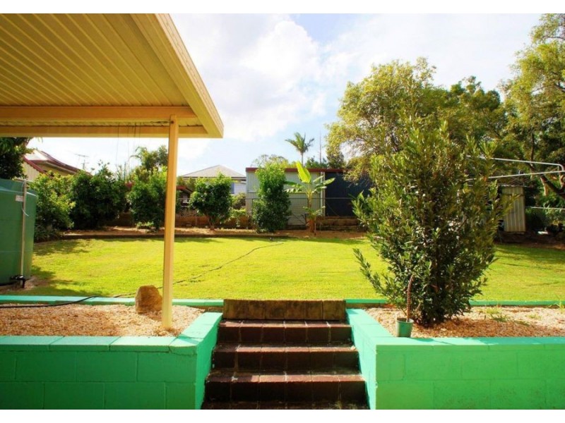 2 Wyman St, Brassall QLD 4305